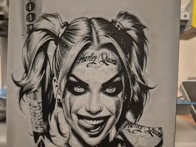 HueForge model: Harley quinn tongue hueforge by Buntsta