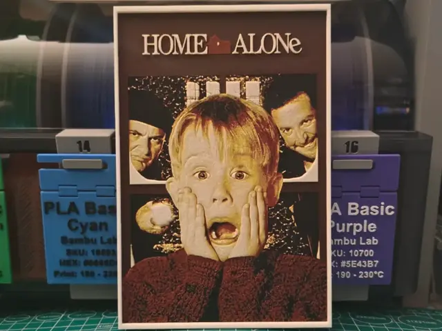 HueForge model: Home Alone Movie Poster - Hueforge Art by Lumpy3D