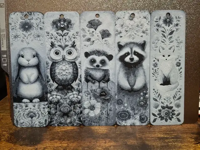 HueForge model: Set of 5 floral animal bookmarks - 2 colours by 3dGlow