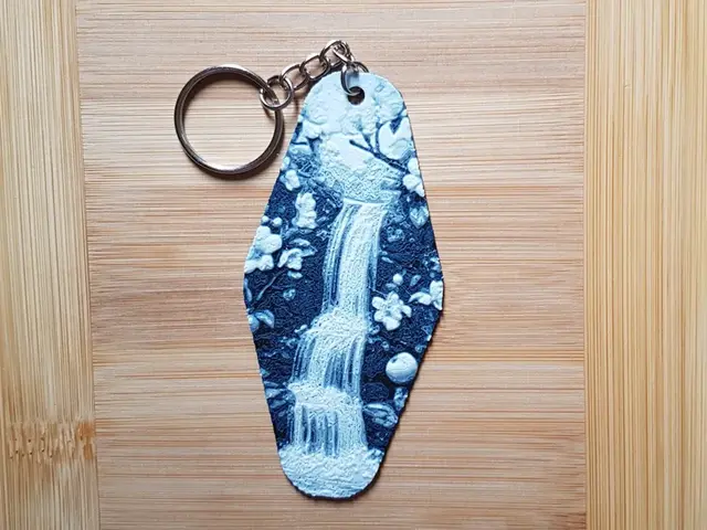 HueForge model: Keychain, Hotel/Motel Style, WaterFall by Dame Jo