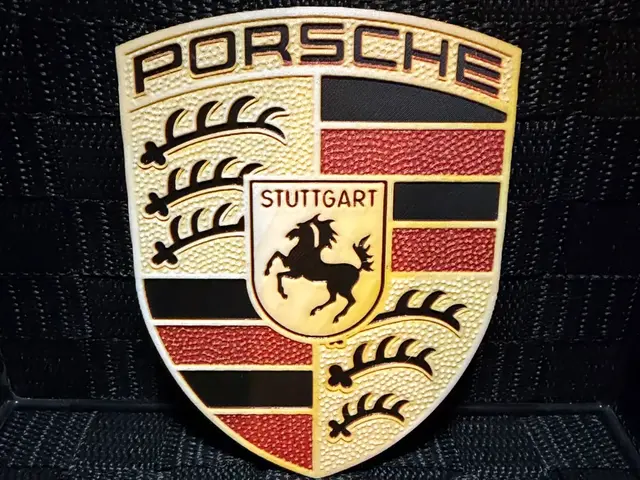 HueForge model: Porsche Logo - Hueforge by JoDau