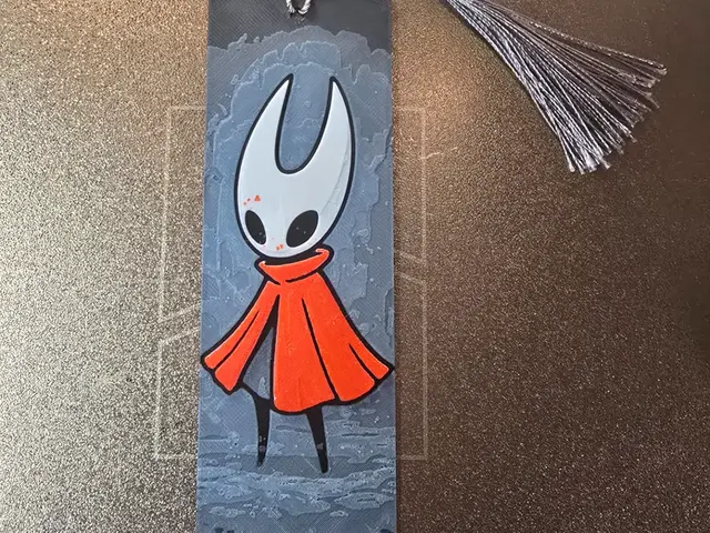 HueForge model: Bookmark silk song - Hornet by 3D-Mentiel
