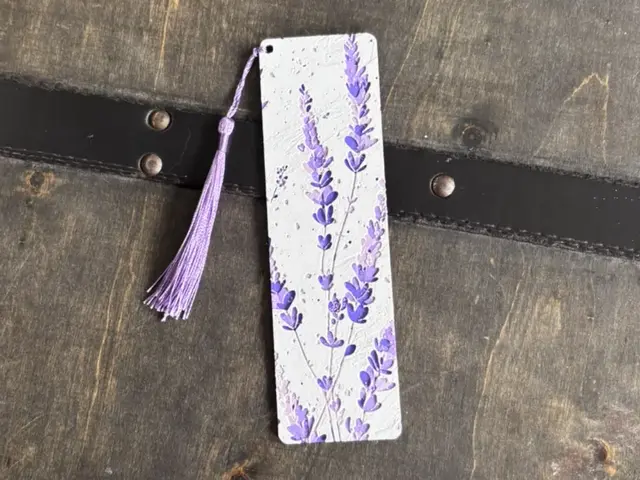 HueForge model: Flower Bookmark by EDesign