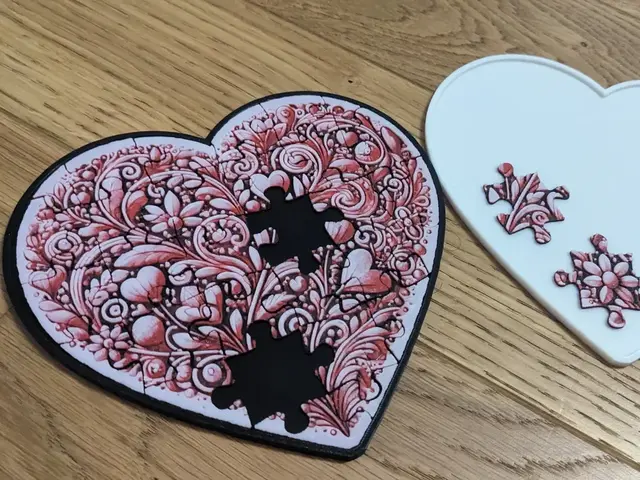 HueForge model: Heart valentines day Puzzle Hueforge by Seb3D