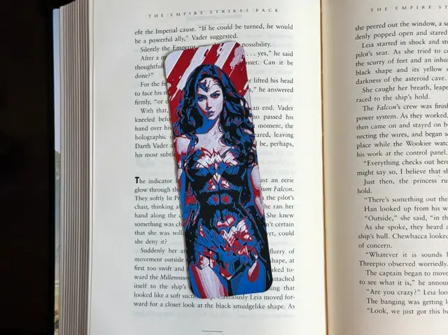 HueForge model: Wonder Woman Bookmark by Artful Creator
