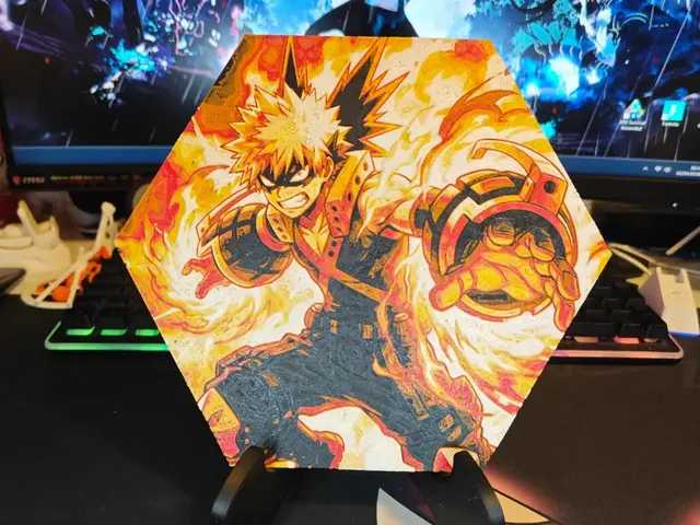 Hueforge Bakugō (My Hero Academia) honeycomb style