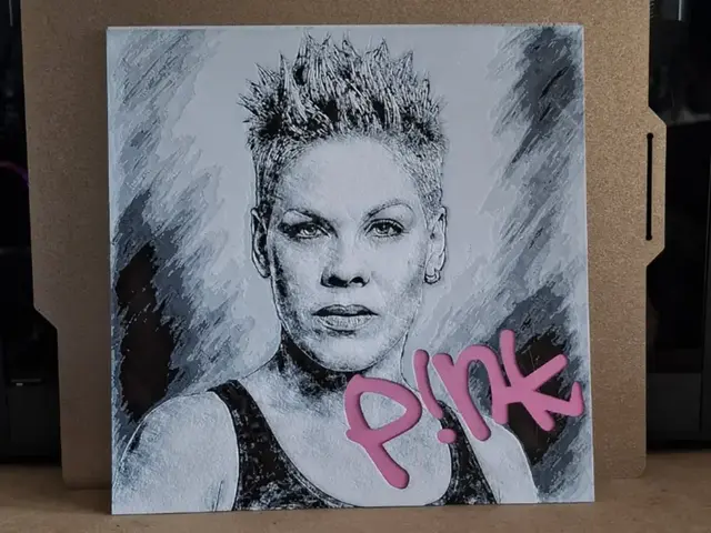 HueForge model: P!nk - Hueforge - 3 colours by 3dGlow
