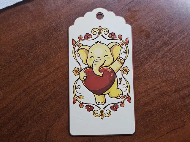 HueForge model: Valentines Day Bookmark - Elephant4 - Hueforge - 4 colors by doodleddigital