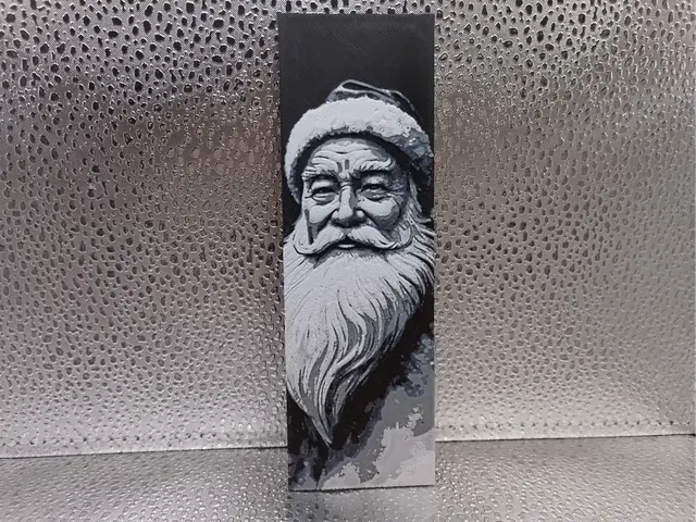 HueForge model: Father Christmas Bookmark – Hueforge by Borishotch Industries