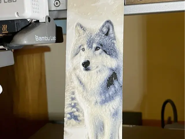 HueForge model: Wolf Bookmark by 3D_Forged