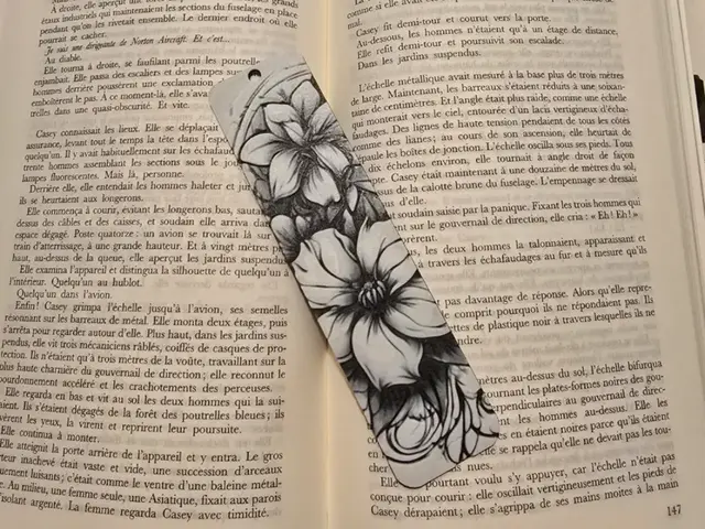 HueForge model: Bookmark Flowers by Kactus Fpv