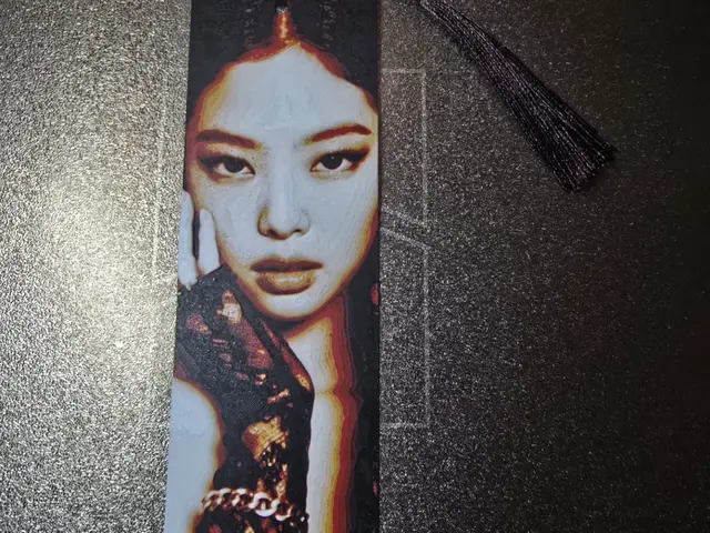 HueForge model: Black Pink Bookmark - Jennie by 3D-Mentiel