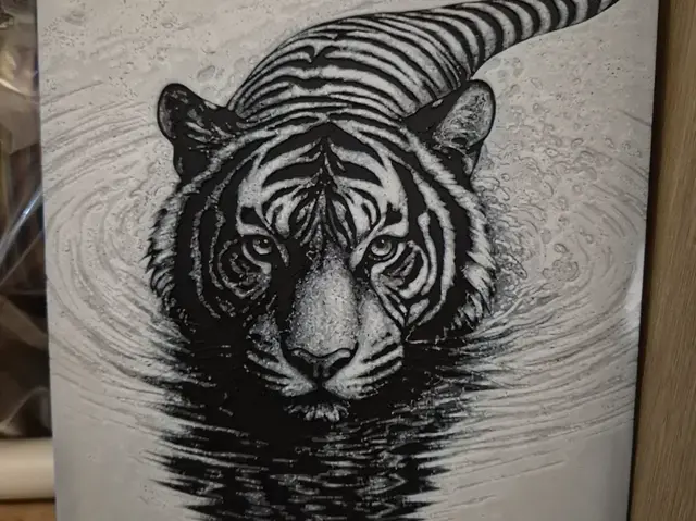 HueForge model: Tiger in water hueforge by Buntsta