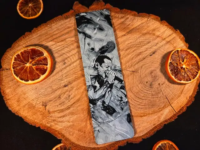 HueForge model: Linkin Park Chester Bennington bookmark by EternalDesigns3D