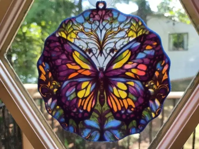 HueForge model: HueForge Stained Glass 3 Part Butterfly 3 in PETG by tlavedas