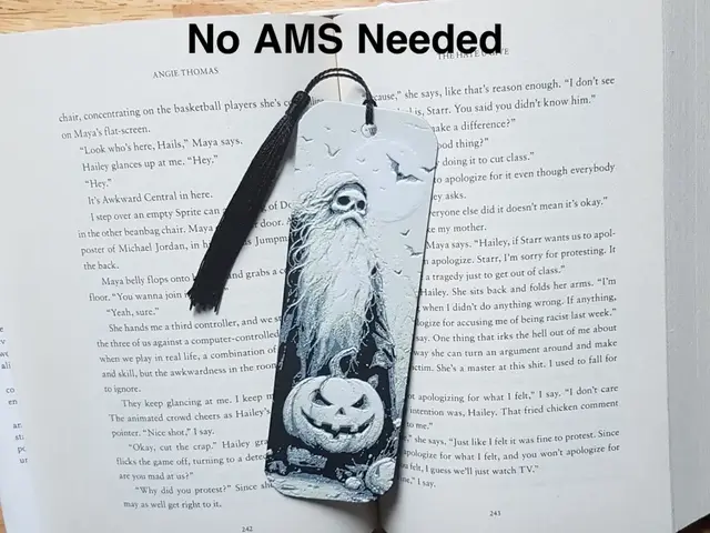 HueForge model: Bookmark, Halloween. Hueforge. by Dame Jo