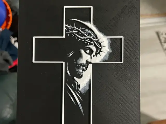 HueForge model: Jesus in a Cross Hueforge by Advancedtechworldwide
