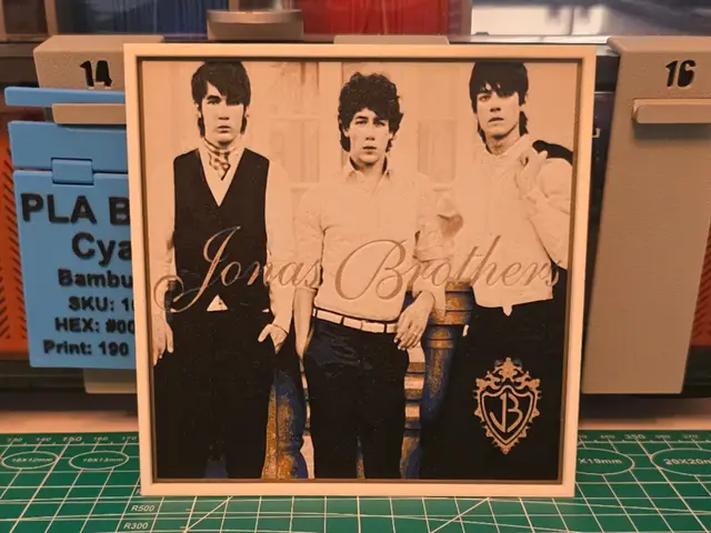 HueForge model: Jonas Brothers "Jonas Brothers" Album - Hueforge by Lumpy3D