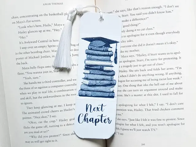 HueForge model: Bookmark, Graduation, Next Chapter by Dame Jo