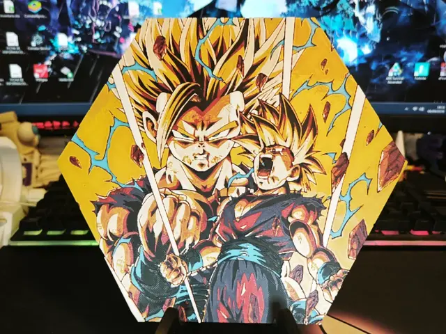 HueForge model: Hueforge Gohan Ssj2 (Dragon Ball Z) honeycomb mode by JGz3DMaker