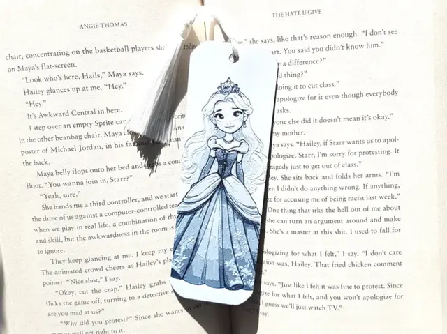 HueForge model: Bookmark, Princess by Dame Jo