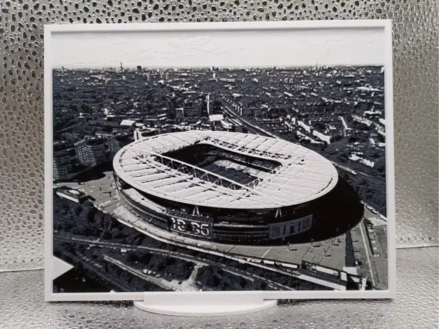 HueForge model: Arsenal - Emirates Stadium Hueforge by Borishotch Industries