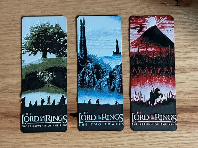 HueForge model: The Lord of the Rings Hueforge Bookmark Set by NiiON
