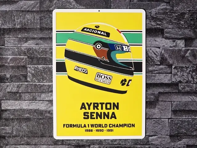 HueForge model: Hueforge Helmet Ayrton Senna by StefBull85