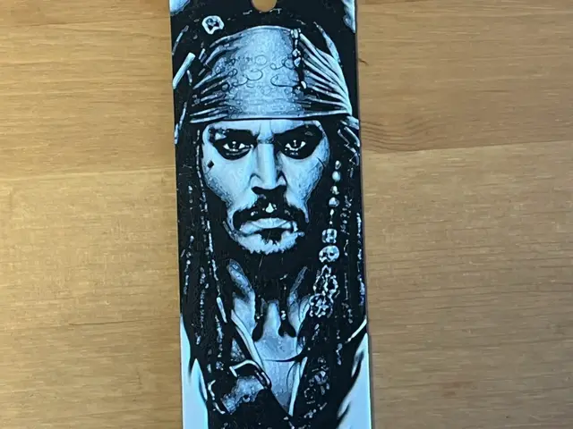 HueForge model: captain jack sparrow bookmark by Morganja