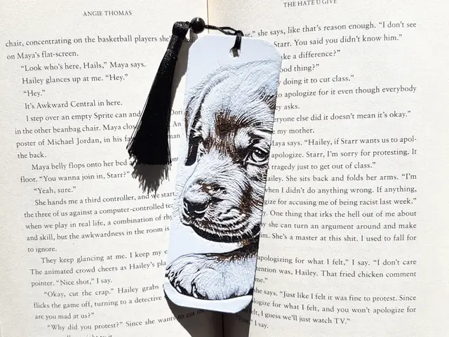 HueForge model: bookmark, Lab Pup by Dame Jo