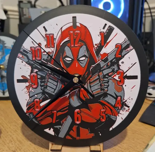 HueForge model: Deadpool clock - 20cm in diameter by 3dGlow