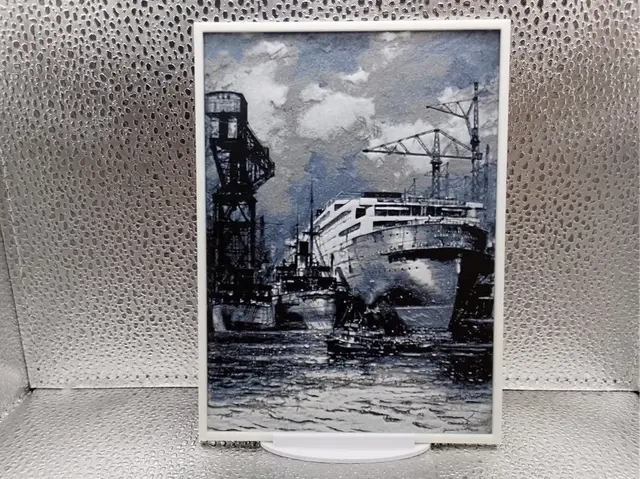 HueForge model: RMS Queen Elizabeth in Dry Dock hueforge by Borishotch Industries