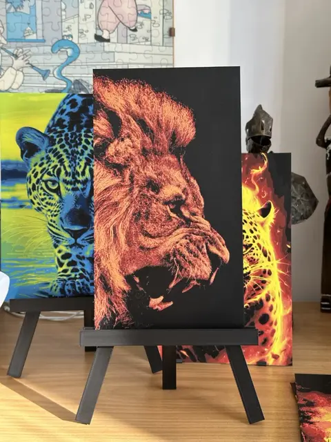 HueForge model: Lion red HueForge only 3 colors by enricoRE