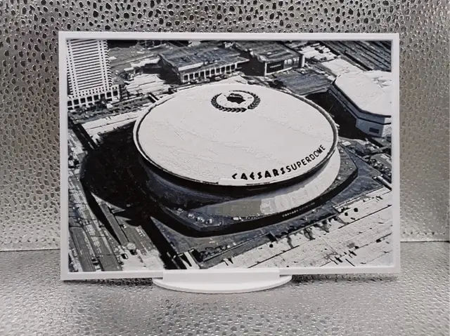 HueForge model: New Orleans Saints - Caesars Superdome Hueforge by Borishotch Industries