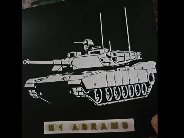 HueForge model: M1 Abrams Hueforge + extra Name Tag by HueFoundry