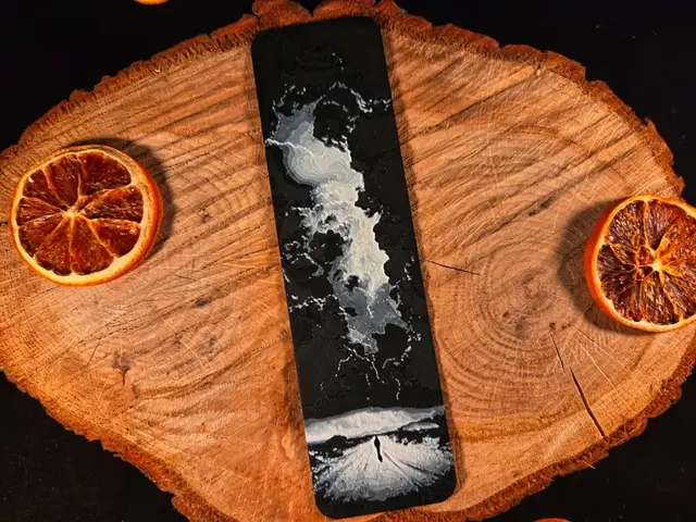 HueForge model: into the heart of storm bookmark by EternalDesigns3D