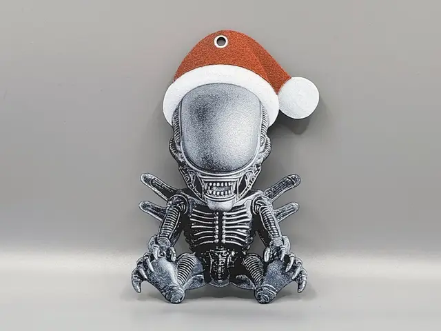 Alien Xenomorph Christmas Tree Ornament Decoration