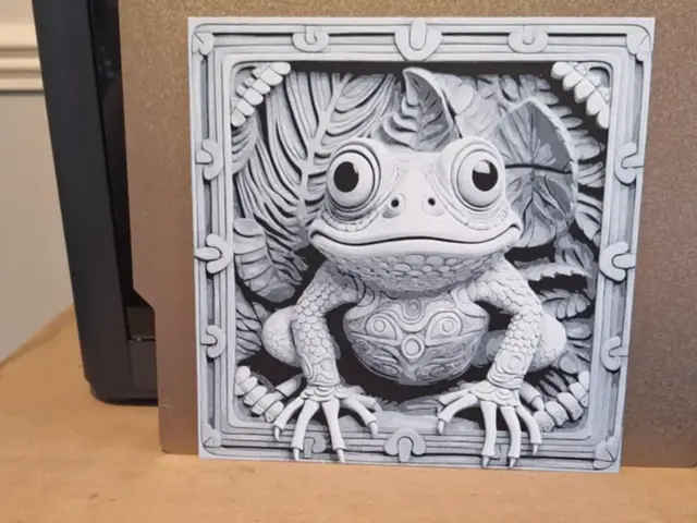 HueForge model: Bionic frog - hueforge 3d effect - 2 colours by 3dGlow