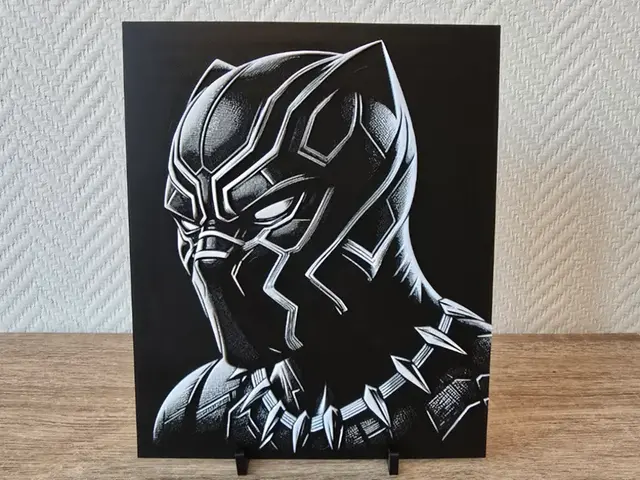 HueForge model: Black Panther Hueforge by Kactus Fpv