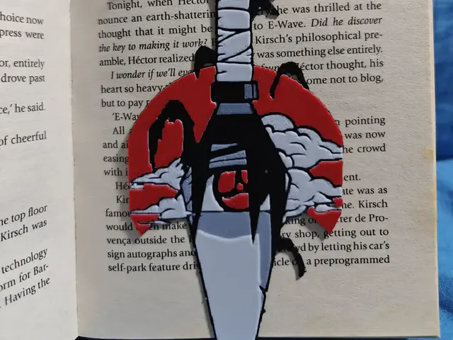 HueForge model: Itachi Uchiha V2 Naruto Kunai Bookmark Wall decor by TheHueforgeLady