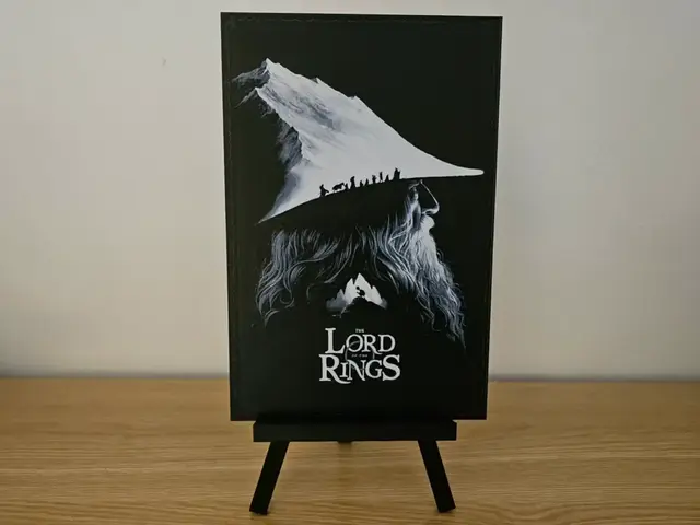 HueForge model: Gandalf Lord Of The Rings Hueforge by Opao