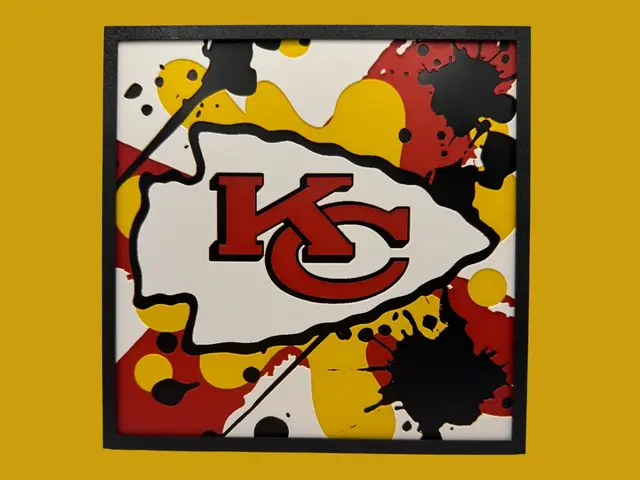 HueForge model: Kansas City Chiefs - Series 2 - NFL Hueforge by Canadian Gamer