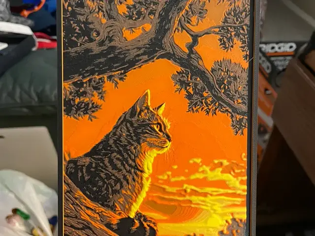 HueForge model: Cat in a Tree by Advancedtechworldwide