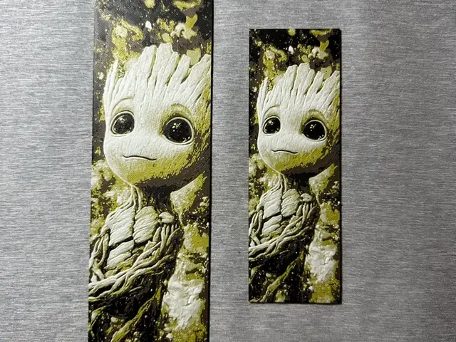 HueForge model: Groot Hueforge Bookmark - 2 sizes by Hey Ben
