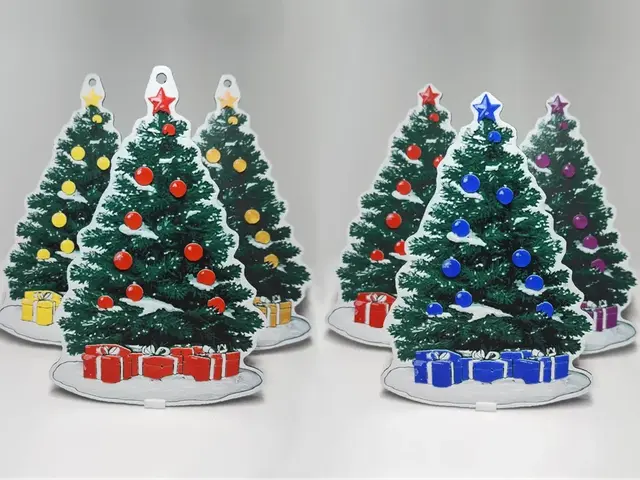 Christmas Tree Ornament - Tree with presents