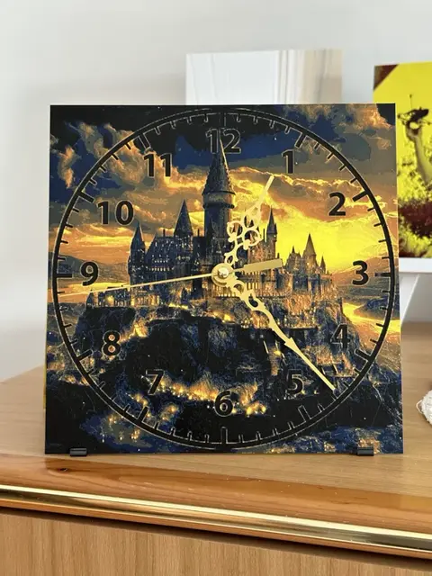 HueForge model: CLOCK Hogwarts Castle Harry Potter 220x220 by enricoRE