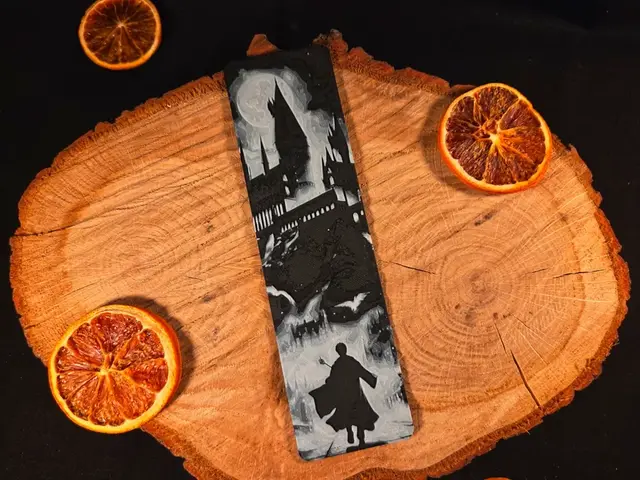HueForge model: Harry Potter and Hogwart bookmark - Hueforge by EternalDesigns3D