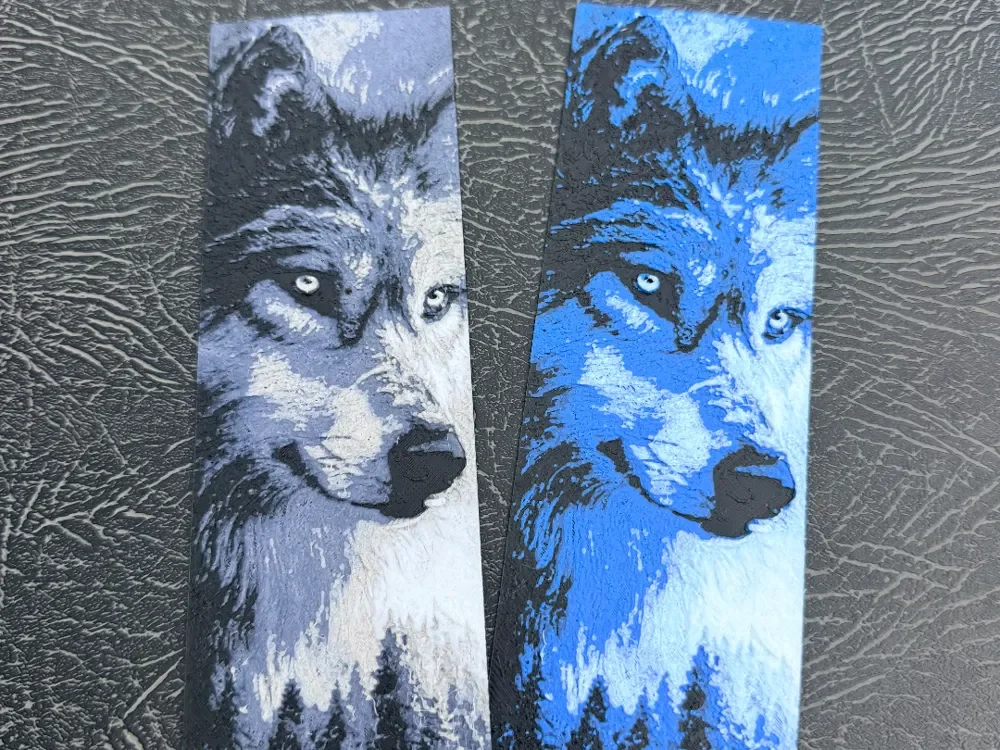 Blue Wolf face bookmark FREE commercial license by Leafy HueForge model: Blue Wolf face bookmark FREE commercial license by Leafy