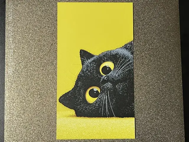 HueForge model: Curious Black Cat on Yellow Hueforge by FantasyZ