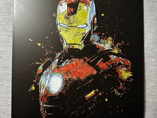 HueForge model: Iron Man Silk Hueforge by Hey Ben